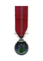 Ostmedaille, Winterschlacht im Osten 1941/42 (Hst. 10 – Förster & Barth, Pforzheim)