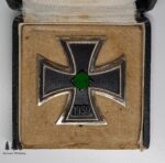 Eisernes Kreuz 1. Klasse 1939 im Etui, Hersteller 65, Klein & Quenzer – Bild 3