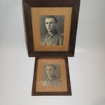 2 Gerahmte Bilder eines Unteroffiziers / Offiziersanwärters