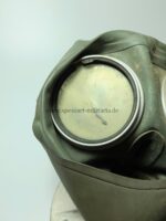 Luftschutz Gasmaske mit Behälter RL1-40/9 – Bild 4