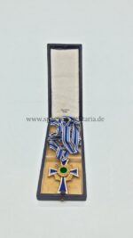 Ehrenkreuz der deutschen Mutter in Gold im Etui (Ochs & Bonn, Hanau)