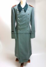 Wehrmacht Mantel für einen Leutnant des Artillerie-Regiment 106