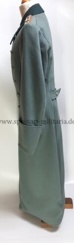 Wehrmacht Mantel für einen Leutnant des Artillerie-Regiment 106 – Bild 10