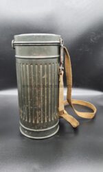 Wehrmacht Gasmaske mit Tornister – Bild 2