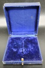 Etui zum Fallschirmschützenabzeichen – Bild 4