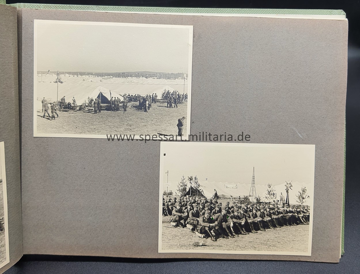 Wehrpass und Fotoalbum eines Bordfunkers im 5.KG.Hindenburg 1.