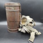 Wehrmacht Gasmaske mit Tornister