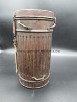 Wehrmacht Gasmaske mit Tornister – Bild 7