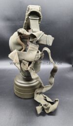 Wehrmacht Gasmaske mit Tornister – Bild 9