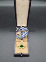 Ehrenkreuz der deutschen Mutter in Gold im Etui, Ohs & Bonn, Hanau – Bild 4