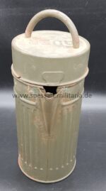 Gasmaskendose als Kanne – Bild 4