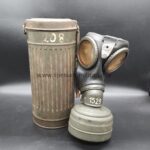 Wehrmacht Gasmaske mit Tornister