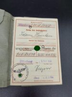 Wehrpass eines SS-VT Sturmmanns der 4. SS Aufklärungs Abteilung (Kradschütze) – Bild 2