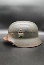 M35 Stahlhelm Q64 Doppel-Emblem