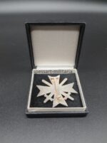 Kriegsverdienstkreuz 1.Klasse 1939 mit Schwerter im Umkarton – Bild 6
