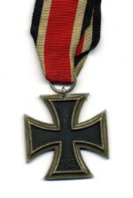 Eisernes Kreuz 2. Klasse 1939 – Hst. 25 (Arbeitsgemeinschaft der Graveur-, Gold- und Silberschmiedeinnungen, Hanau am Main) – Bild 2