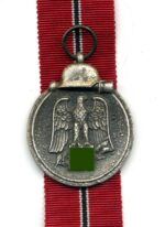 Ostmedaille, Winterschlacht im Osten 1941/42 (Hst. 100 – Wächtler & Lange, Mittweida)