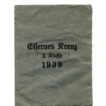 Verleihungstüte Eisernes Kreuz 2. Klasse 1939, Hst. J.J. Stahl, Straßburg