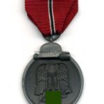 Ostmedaille, Winterschlacht im Osten 1941/42 (Hst. 10 – Förster & Barth, Pforzheim)