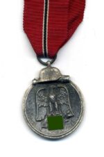 Ostmedaille, Winterschlacht im Osten 1941/42 (Hst. 100 – Wächtler & Lange, Mittweida)