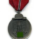 Ostmedaille, Winterschlacht im Osten 1941/42 (Hst. 13 – Gustav Brehmer, Markneukirchen)