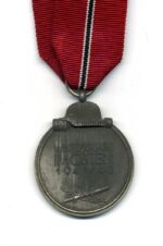 Ostmedaille, Winterschlacht im Osten 1941/42 (Hst. 13 – Gustav Brehmer, Markneukirchen) – Bild 2