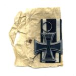 Eisernes Kreuz 2. Klasse 1914 mit Wickelpapier