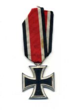 Eisernes Kreuz 2. Klasse 1939, Herst. 113 (Hermann Aurich, Dresden) Mint – Bild 2