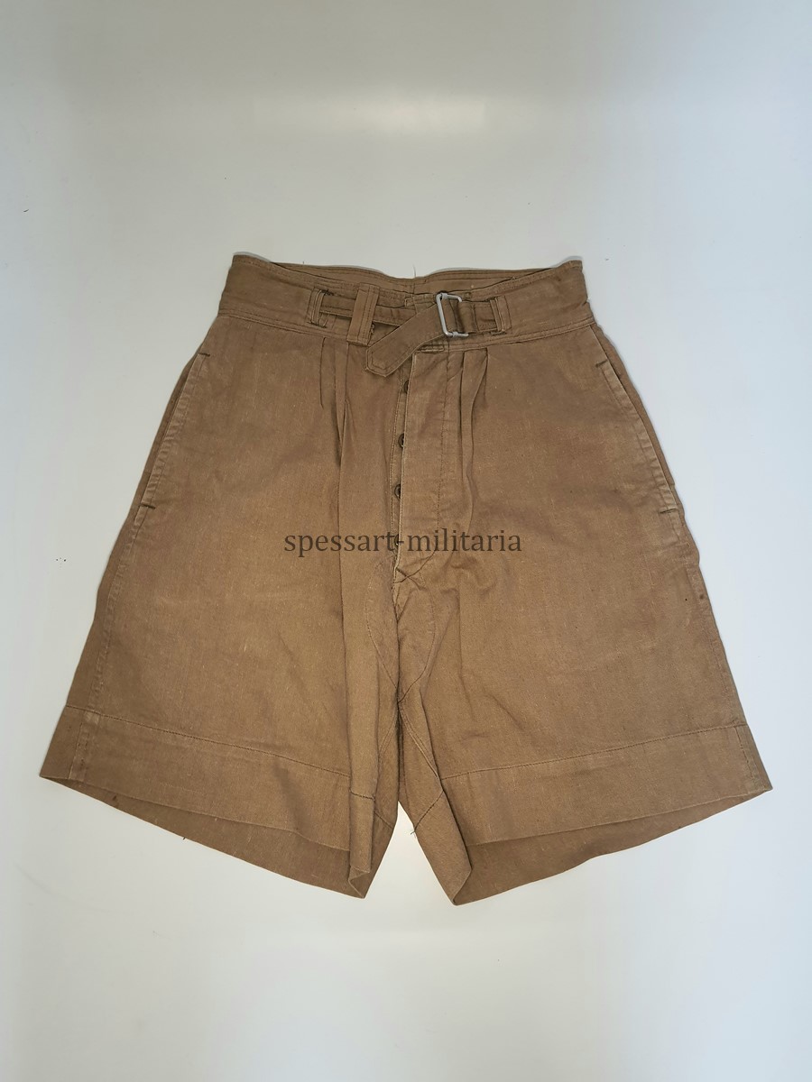 Kurze Tropenhose Luftwaffe, Kammerstück