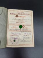 Wehrpass mit Hülle des Obergefreiten Johannes Buchweitz aus Rossenthin (Kolberg), 10./Luftsperr Flakabteilung 201 (Ostfront  & Heimatkriegsgebiet) – Bild 2