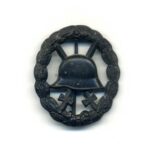 Verwundetenabzeichen schwarz 1918 durchbrochen