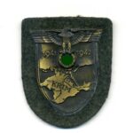 Krimschild auf Heeresstoff