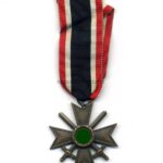 Kriegsverdienstkreuz 2 Klasse mit Schwertern mit Hersteller 108