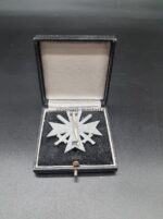 Kriegsverdienstkreuz 1. Klasse mit Schwertern im Etui, Hst. 4 (Steinhauer & Lück, Lüdenscheid) – Bild 2