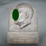 Ehren-Plakette, Adolf Hitler, Ich glaube an Deutschland und kämpfe dafür heute und morgen und in der Zukunft bis unser der Sieg ist.