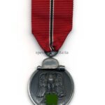 Ostmedaille, Winterschlacht im Osten 1941/42 (Hst. 23 – Arbeitsgemeinschaft für Heeresbedarf in der Graveur & Ziselierinnung, Berlin)