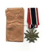 Kriegsverdienstkreuz 2. Klasse 1939 mit Schwertern, Ph Türk, Wien – Bild 2