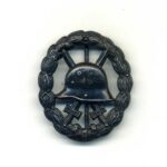 Verwundetenabzeichen schwarz 1918 durchbrochen