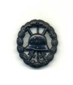 Verwundetenabzeichen schwarz 1918 durchbrochen