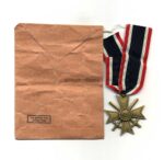 Kriegsverdienstkreuz 2. Klasse mit Schwertern, Hst. Emil Hermann & Co, Gablonz – Bild 2