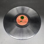 Schellackplatte „Horst-Wessel-Lied“ & „ Hitlerleute"