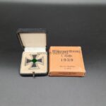 Eisernes Kreuz 1. Klasse 1939, im Etui mit Umkarton Steinhauer & Lück
