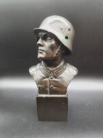 Soldatenbüste der Wehrmacht – Bild 3