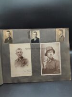 3x Fotoalben + Urkunde Verwundetenabzeichen in Silber, 3./Polizei Artillerie Regiment, SS-Polizei-Division – Bild 79