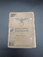 Heer Soldbuch des Obergefreiten August Pomorin aus Bärenwinkel (Johannisburg) Ostpreußen, 9./Infanterie Regiment 392, (169.Infanterie Division) Finnland