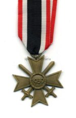 Kriegsverdienstkreuz 2. Klasse 1939 mit Schwertern, Hst. 65 – Klein & Quenzer, Idar Oberstein – Bild 2