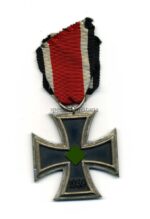 Eisernes Kreuz 2. Klasse 1939 – Hst. (Otto Schickle, Pforzheim)