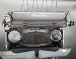OLYMPIA Schreibmaschine mit SS-Runen Taste – Bild 4