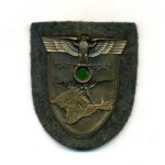 Krimschild auf Heeresstoff Friedrich Orth, Wien, mint