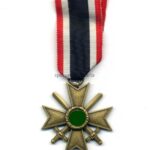 Kriegsverdienstkreuz 2. Klasse 1939 mit Schwertern, Hst. 87 "Roman Palme, Gablonz"